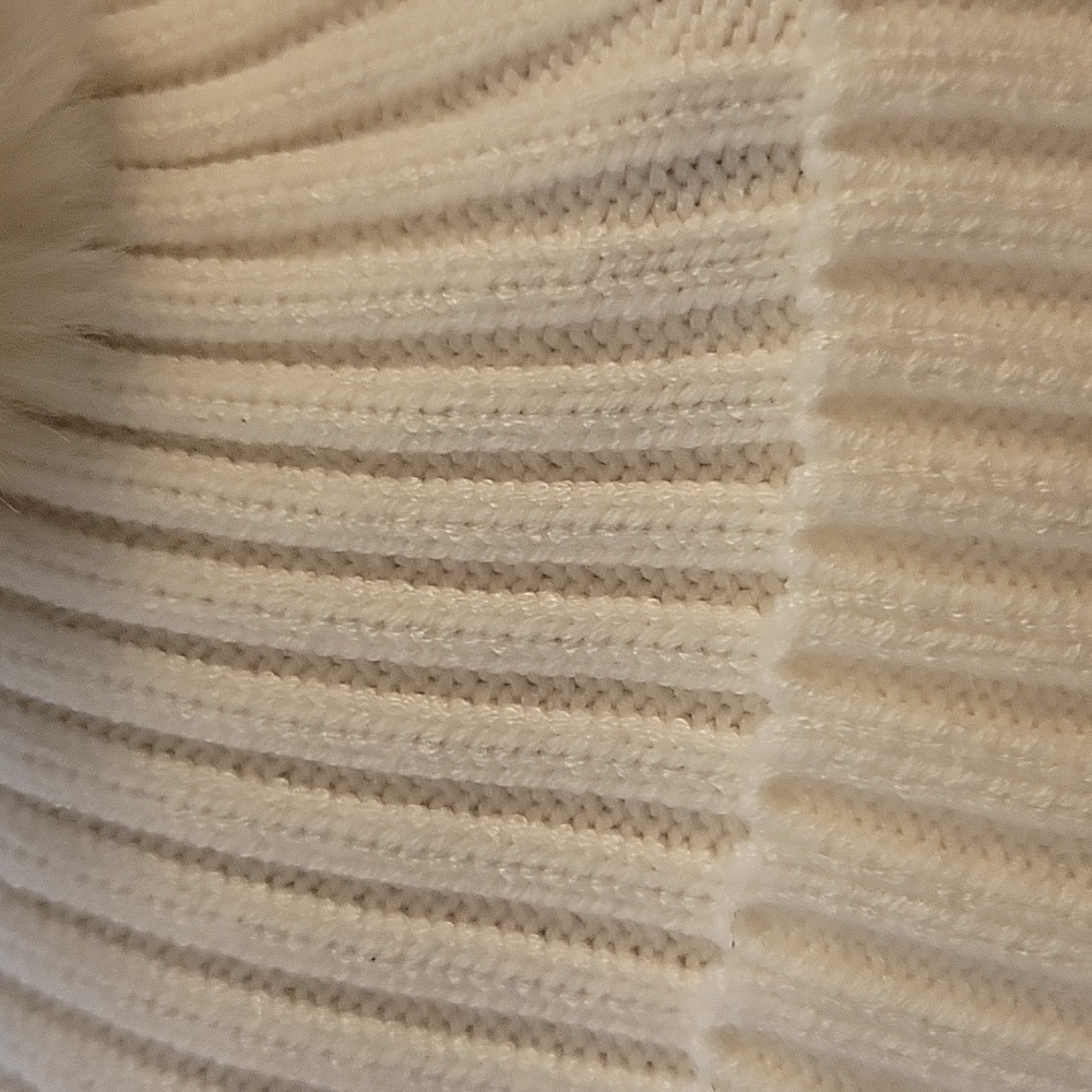 Winter hat - Picture 3 of 5